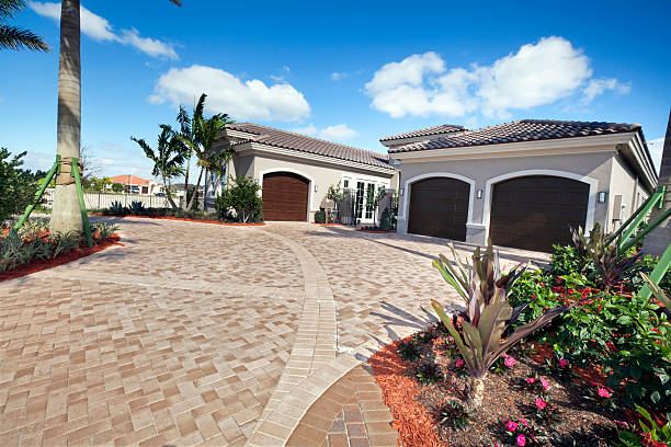 Best Driveway Resurfacing Pavers  in Springfield, MI
